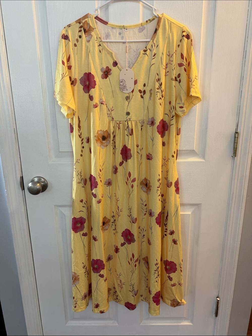 Source Unknown Yellow Floral Midi Dress with Pink Accents